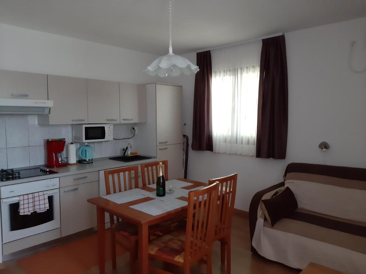 Apartments Agrijan Maslenica Eksteriør billede
