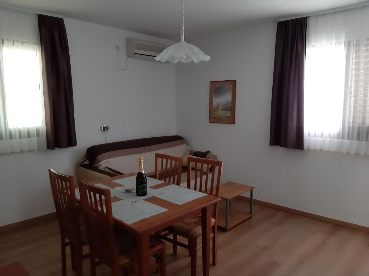 Apartments Agrijan Maslenica Eksteriør billede
